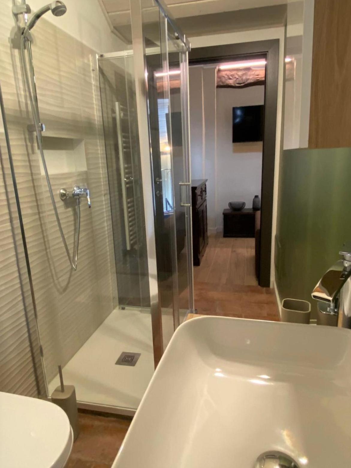 Argegno'S River - Central Apartment Lake View Pokoj fotografie